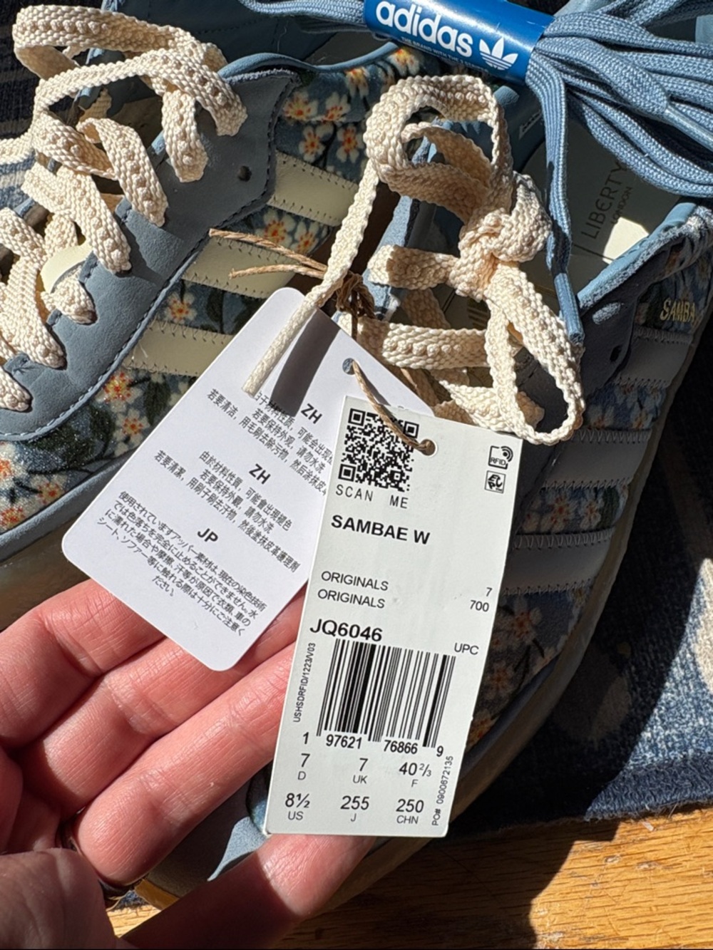 adidas Liberty London Floral Sambas - Picture 3 of 5